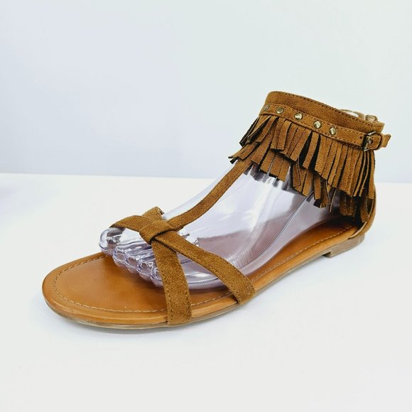 Indigo Rd Cross Fringe Sandals 8.5 Brown Ankle Cuff Zip Back Studs T Strap Boho - Picture 1 of 14
